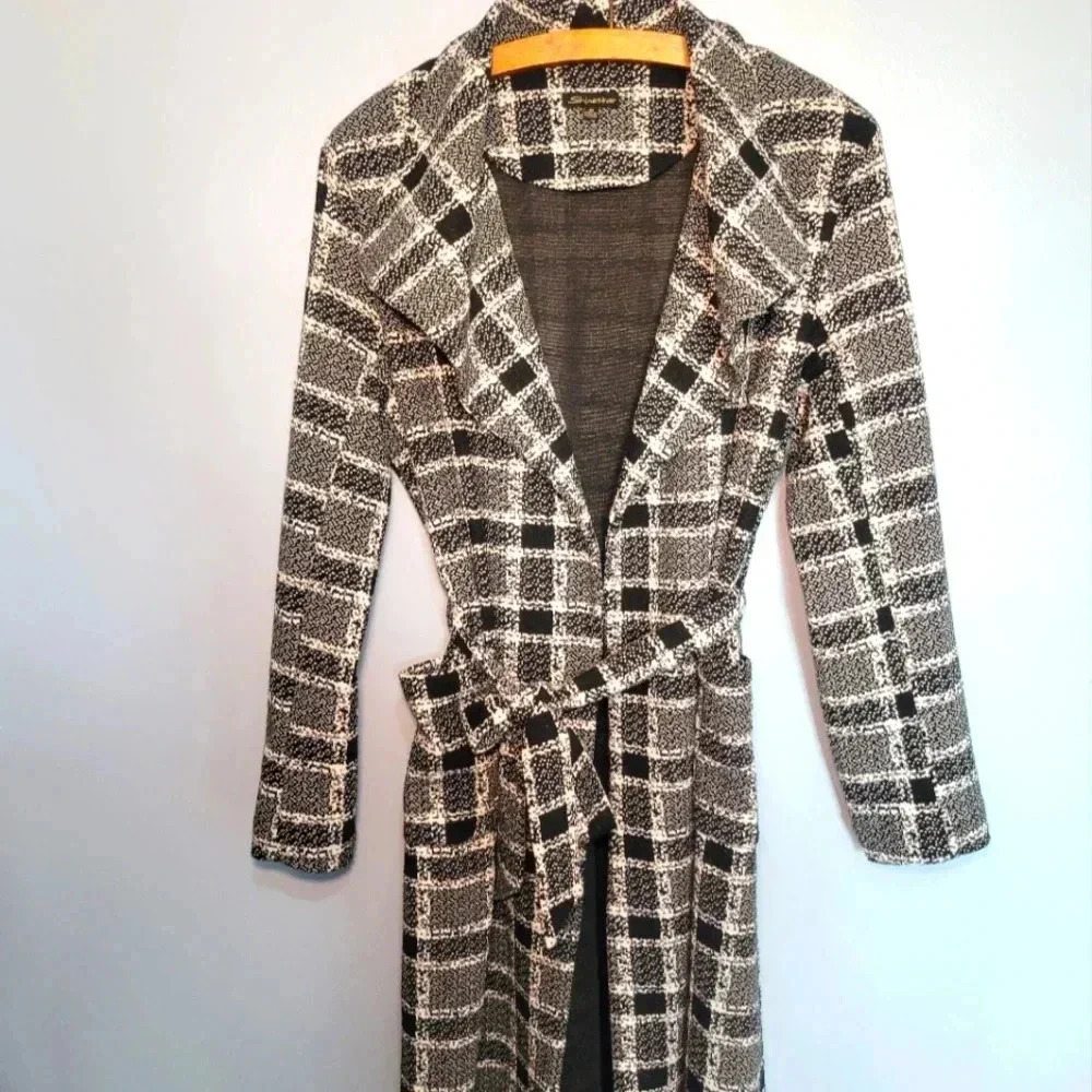 Shinestar‎ womens lightweight black/ white belted coat duster Size M